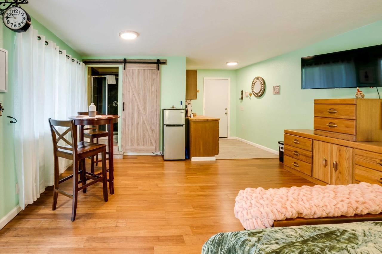 Soothing Studio With Lush Views 2 Mi To Beach! Smith River Esterno foto